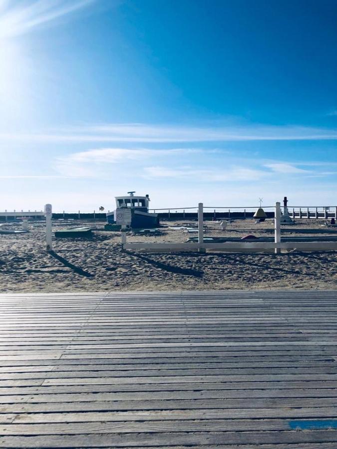 Son Des Mouettes Plage Trouville-sur-mer Exteriör bild